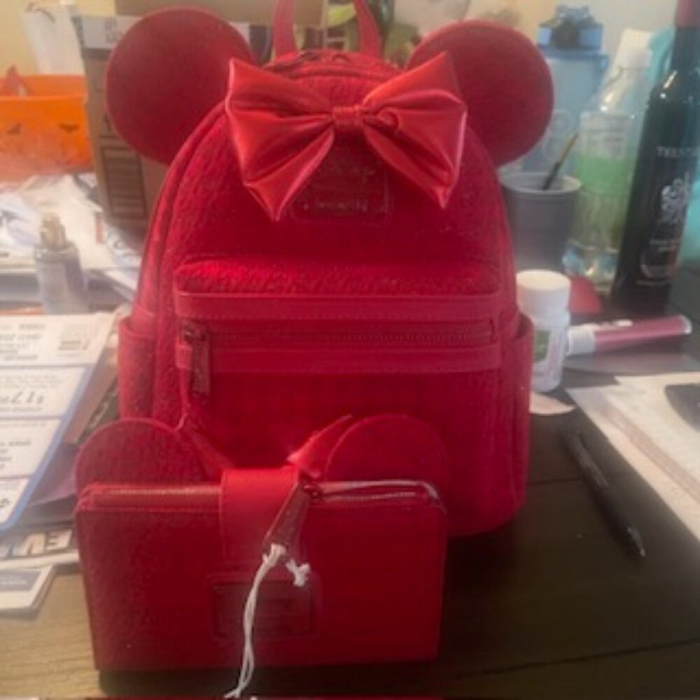 Disney Loungefly Red Minnie Mouse Tonal Cosplay Mini Backpack & Wallet Set – NWT